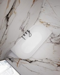 Cada freestanding